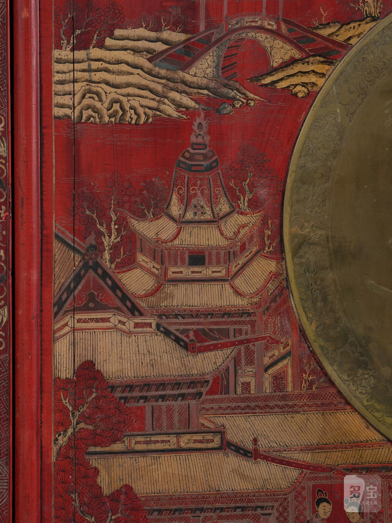 A large painted and gilt-decorated and red lacquer cabinet, - 图17